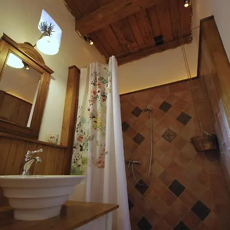 Dio-lak Vendeghaz Tatil Evi Feldebro